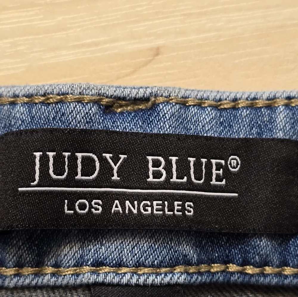 Judy Blue Skinny Fit Size 3/26